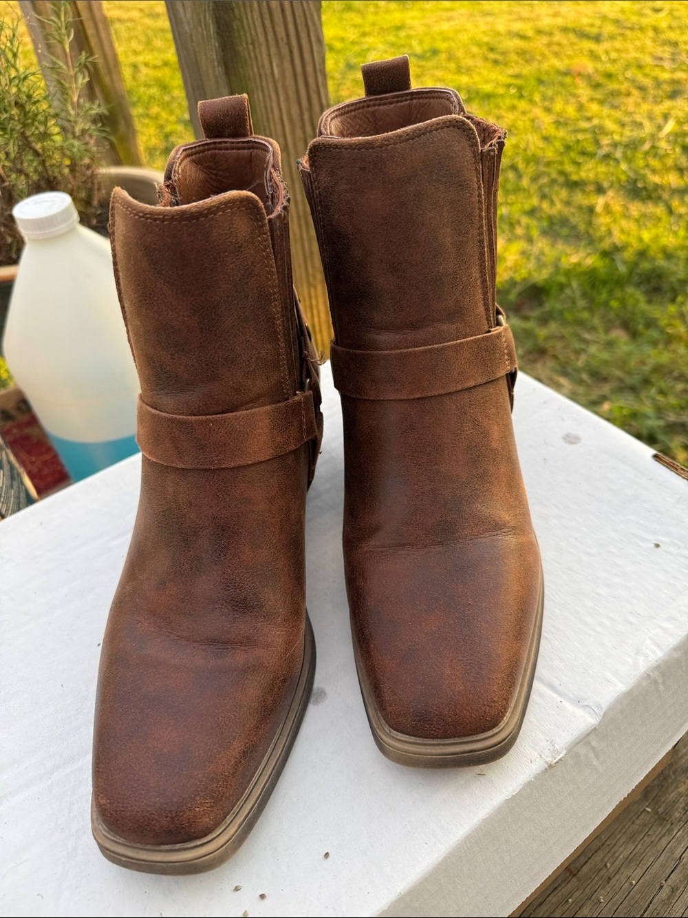 Cute womens western BoHo style boots dress up denim or dresses
